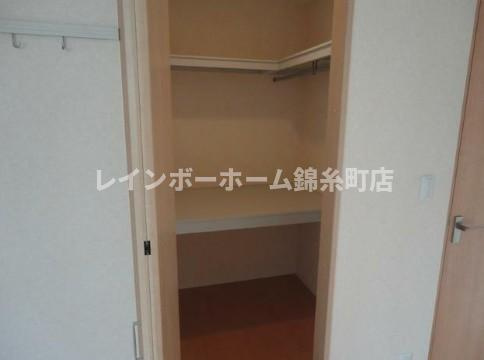アメニティ本中山の収納