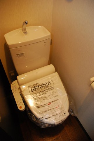 【トイレ】 | アンピオ二又瀬 | 落ち着いたトイレです※写真は類似です