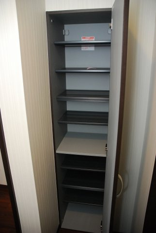 【玄関】 | アンピオ二又瀬 | シンプルで使いやすい玄関です※写真は類似です