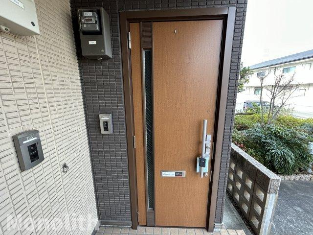 シャーメゾンサンオンズのエントランス