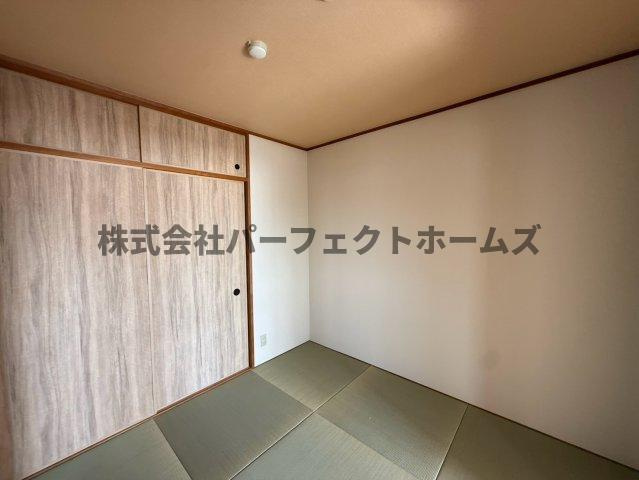 ソシアハイツオクダの和室|和室ならではの温かな和の空間で寛ぎの時間を過ごせます