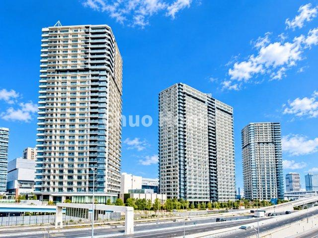 シティタワーズ東京ベイセントラルタワーの外観|免震構造タワーマンション。ペットの飼育可能。