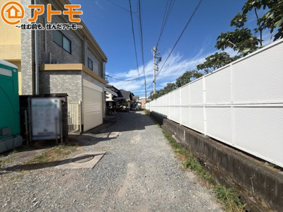 【前面道路含む現地写真】 | 富士市水戸島二丁目5期　新築戸建　全1棟