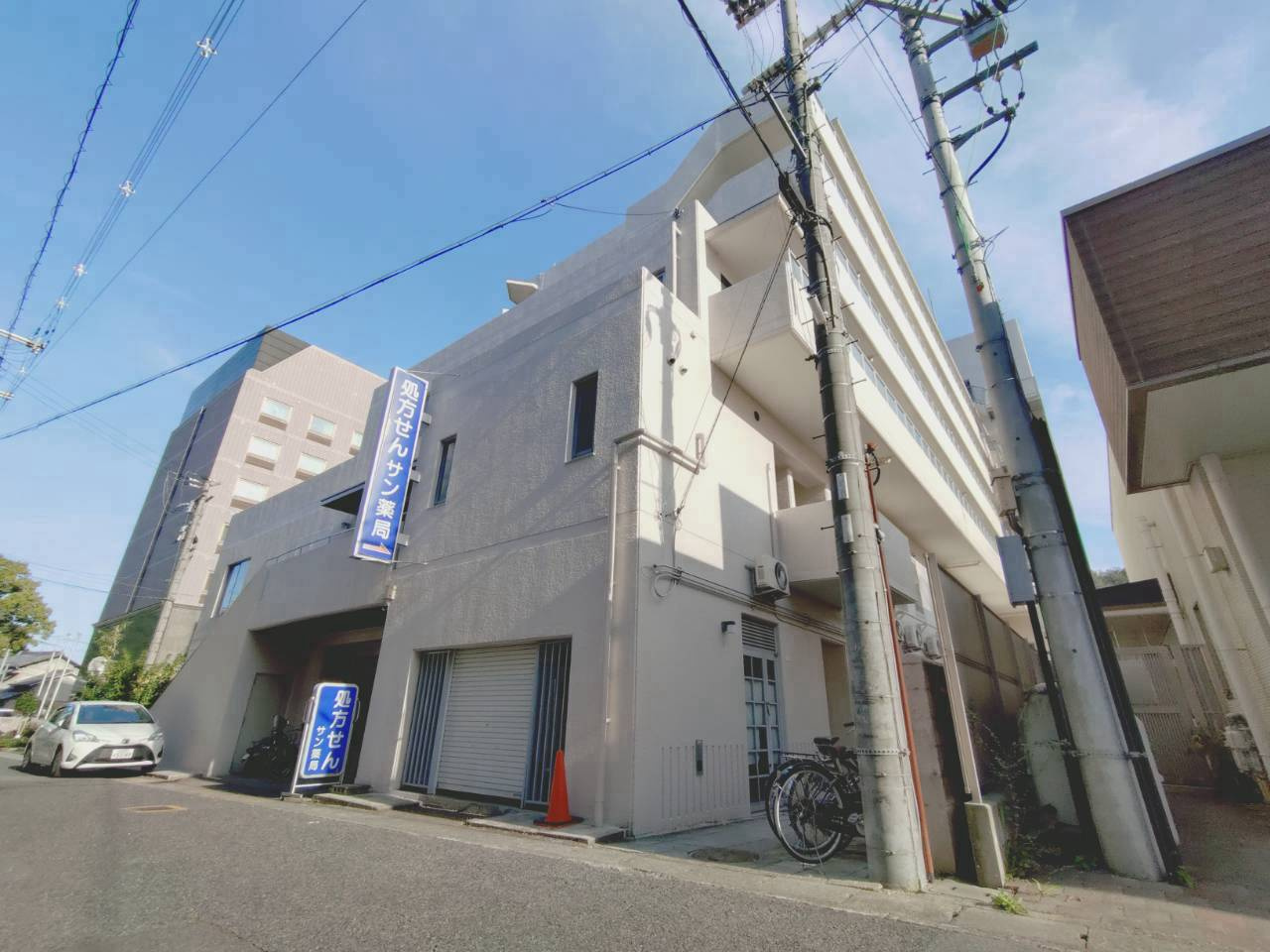生駒郡三郷町立野南２丁目の店舗一部