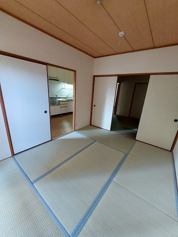 エイチツーオー杭瀬の和室