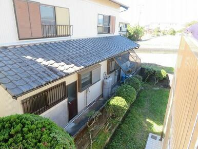 香南市野市町西野の中古一戸建の庭|ガーデニングも楽しめる庭付き！日当たりも良好♪