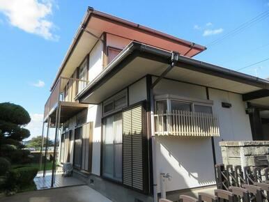 香南市野市町西野の中古一戸建の外観|日当たり良好な庭付き一戸建て！安心の『ハウスメーカー建築 鉄骨造』☆