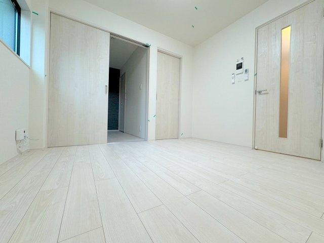 ジュラント淡路の居間・リビング
