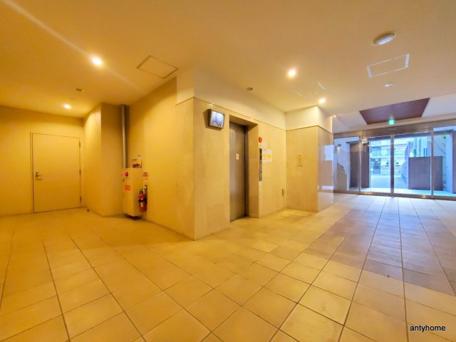レジディア谷町　仲介手数料無料のロビー