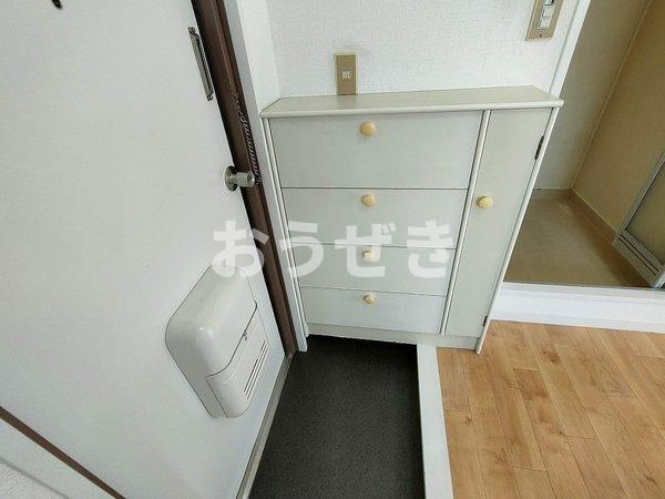 NS保土ヶ谷の玄関
