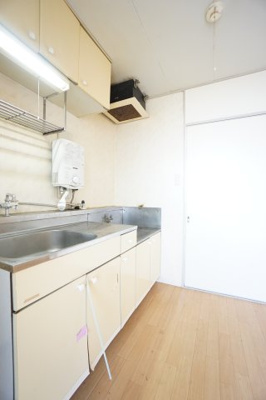【キッチン】 | ハイツゆかり | ※同物件、同タイプ、間取り反転のお部屋です