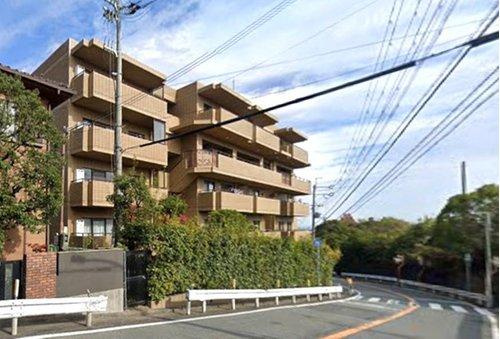 グラン・ドムール甑岩の外観|南・北　2方向バルコニー