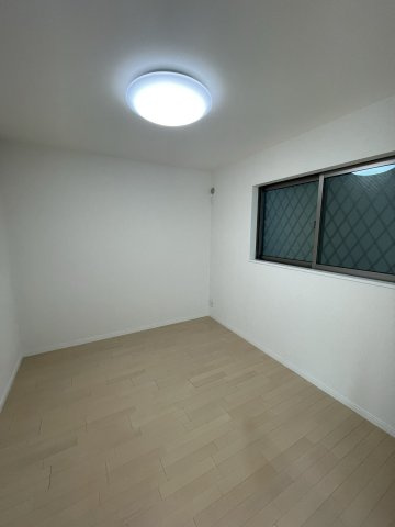 グランデ大宮通の洋室|イメージとして同マンション別部屋写真使用しています