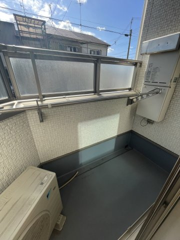 グランデ大宮通のバルコニー|イメージとして同マンション別部屋写真使用しています