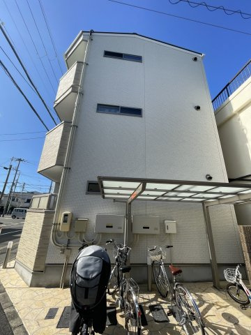 グランデ大宮通の外観
