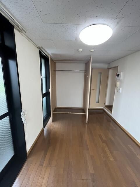 Ｎｏｖｅｌ　Ｙｏｋｏｈａｍａ　Ｓｕｇｅｔａの寝室