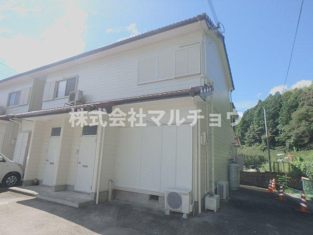 宮本アパートの外観|落ち着いた雰囲気の外観です