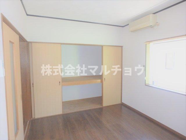 宮本アパートの収納|たっぷりとした収納スペースです