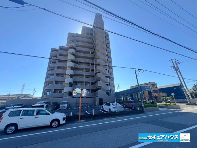 ダイアパレス刈谷の外観|事前予約にて現地ご見学いただけます！お気軽にお問い合わせください♪
■株式会社　セキュアハウス　豊明店■
住宅ローンに強く、知識、経験豊富なスタッフ在籍
お客様に寄り添い、ご成約後もサポート致します。