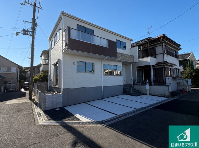 ■豊中市待兼山町　第1期　新築一戸建ての外観|周辺は落ち着いた街並みの住宅地！子育てがしやすい住環境です！気になることがありましたら、お気軽にお問い合わせください！