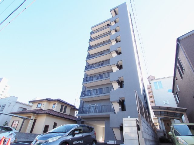 ルミエール府中町の外観