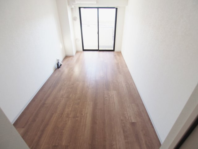 ルミエール府中町の居間・リビング