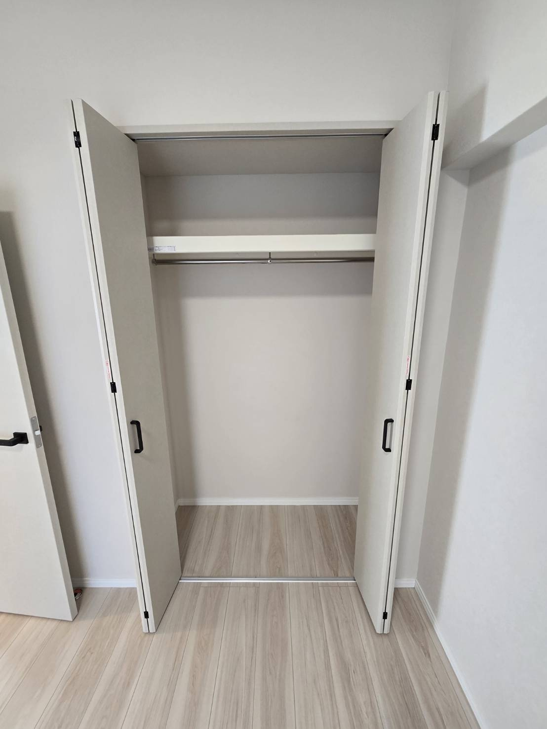 アンピール箱崎東の収納|
居室の収納が大きくて使いやすそうです！
季節家電や、お洋服が多い方も安心です♪