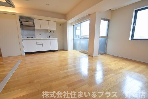 M+FLATSの居間・リビング
