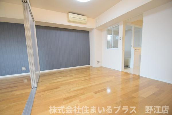 M+FLATSの洋室