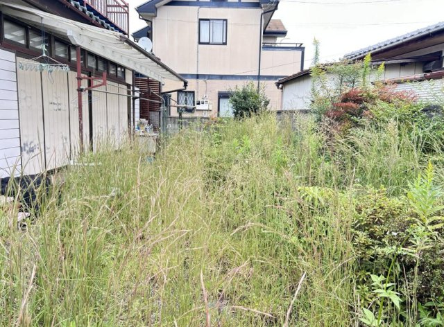 那珂市菅谷　中古戸建の庭