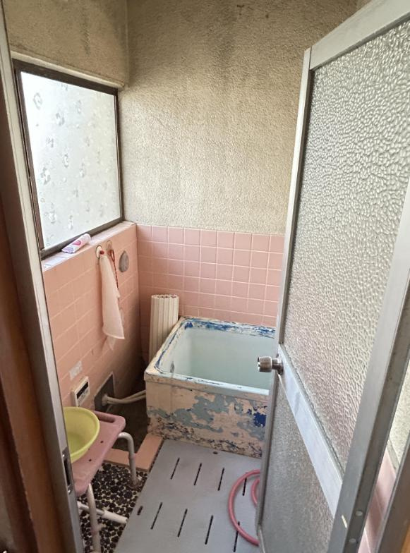 那珂市菅谷　中古戸建の浴室