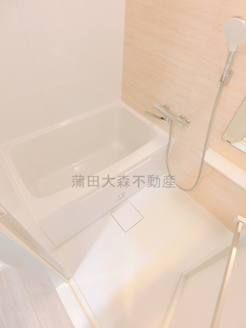 ルーブル本羽田の浴室