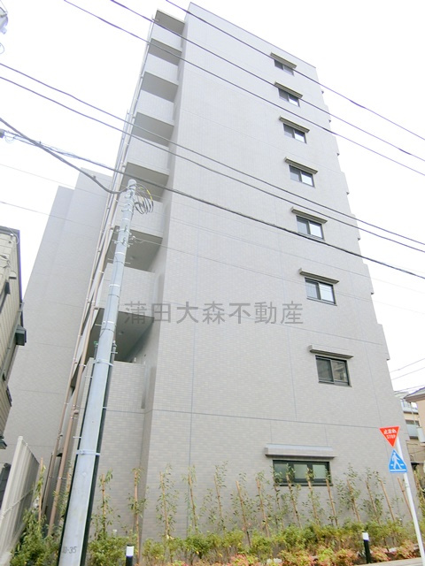 ルーブル本羽田の外観