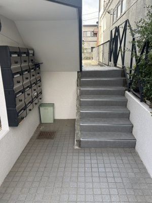 【エントランス】 | ライトコア前原