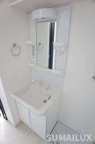 熊本市北区龍田弓削１丁目のアパートの独立洗面台