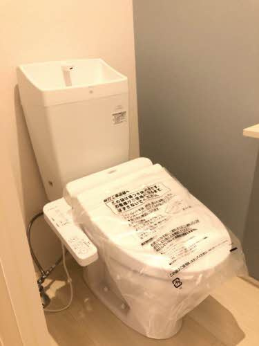 メゾンルララ 西古松のトイレ