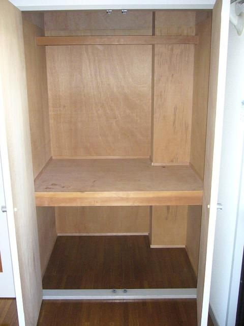 川崎市多摩区宿河原２丁目の賃貸マンションの収納