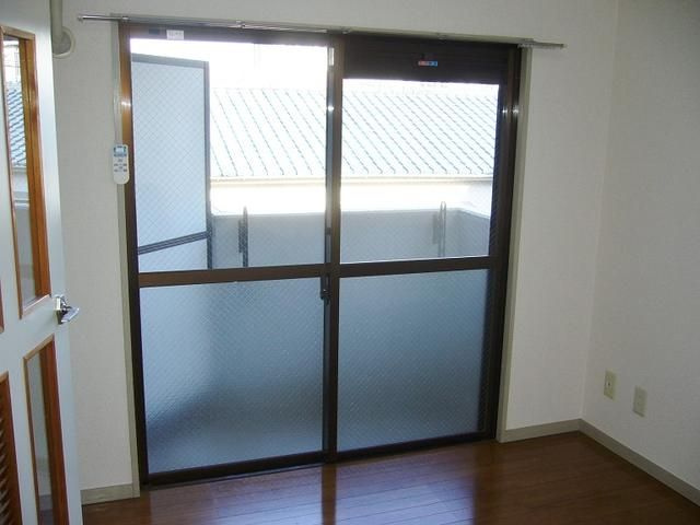 川崎市多摩区宿河原２丁目の賃貸マンションの外観