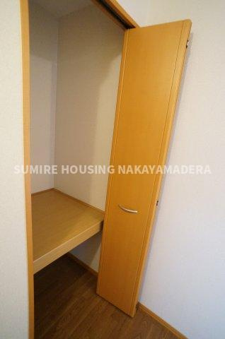 グリーンフォーレスト伊丹　A棟の収納|参考、同建物・同間取りの号室