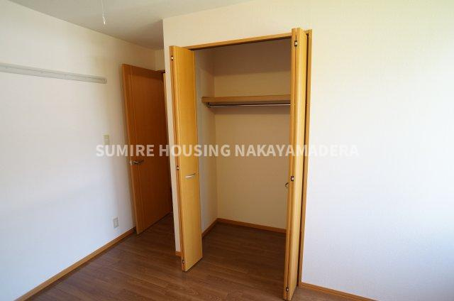 グリーンフォーレスト伊丹　A棟の収納|参考、同建物・同間取りの号室