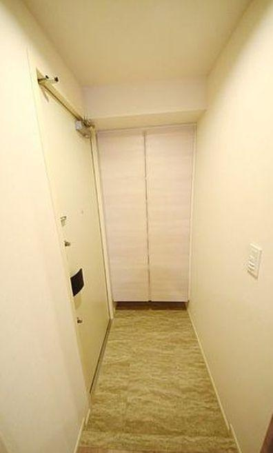 レーヴ半蔵門の玄関