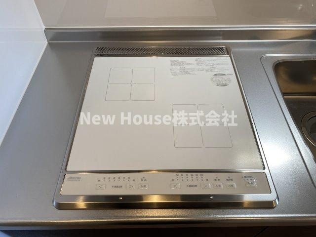 アーバンフラッツ池袋プレミアムのキッチン