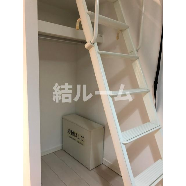 新宿区大久保１丁目のアパートの収納