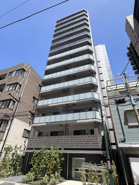 クレストコート上野の外観