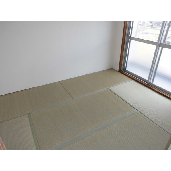 サンライフ若江本町の和室