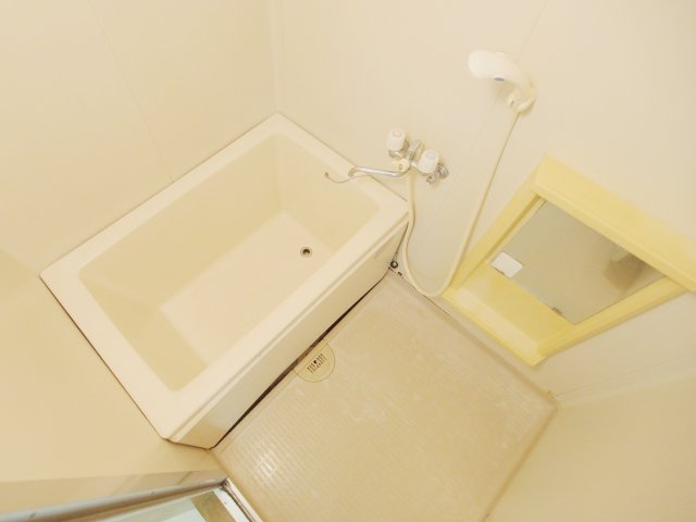 マンション久保1号の浴室