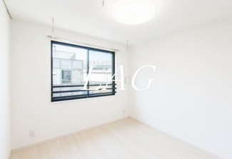 【居間・リビング】 | ＣＯＣＯＣＵＢＥ　ＦＵＴＡＢＡ | 洋室のお部屋です。