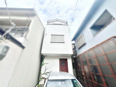【外観】 | 鳳南町５丁　中古一戸建 | 前面道路約６ｍ！広々運転の苦手な方も安心ですね♪