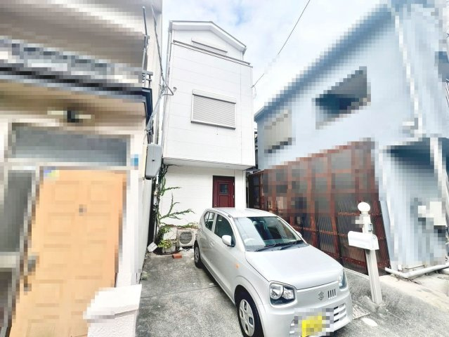 鳳南町５丁　中古一戸建の外観|像	
  一戸建て-堺市西区鳳南町５丁
 ゆとりのある洗面室ですよ！朝の身支度もスムーズにできますね♪ゆとりのある洗面室ですよ！朝の身支度もスムーズにできますね♪