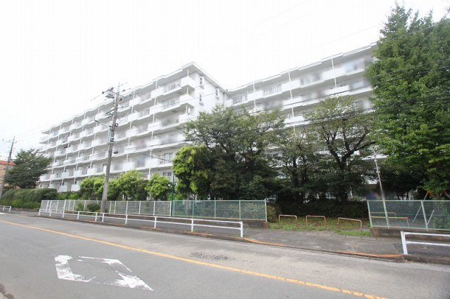 【外観】 | ルネ東久留米 A棟　(保谷店) | 駅から平坦な道のりですので、通勤通学やお出かけも便利です。